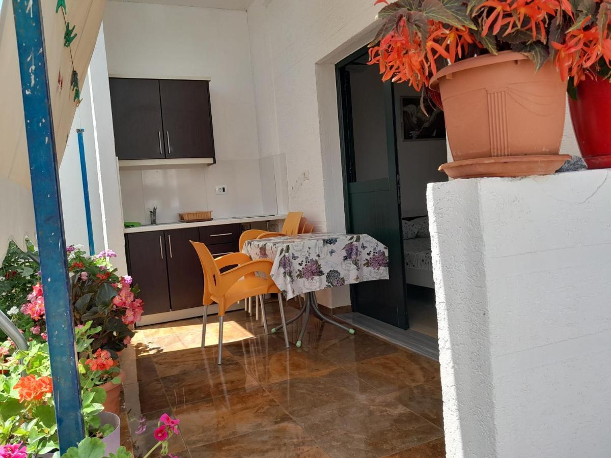 Apartments Denis 卡萨米尔 外观 照片